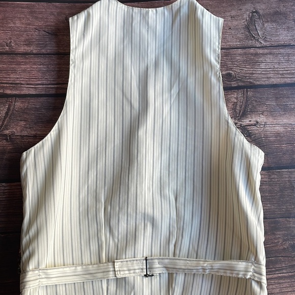 VINTAGE | Prototypes floral tapestry waistcoat - Picture 7 of 9